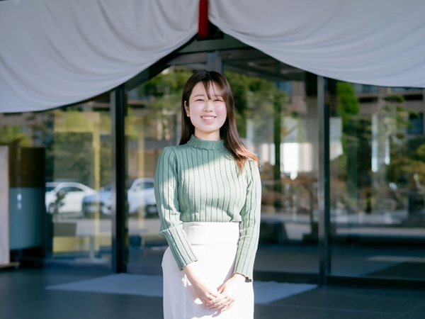 新原 千英さん