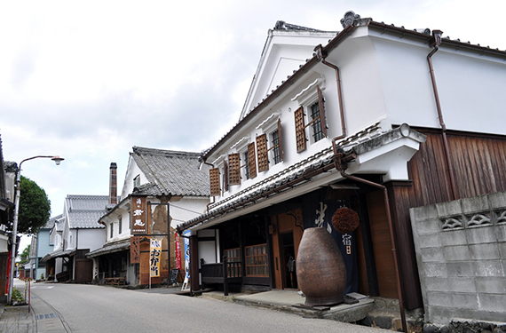 肥前浜宿・酒蔵通り